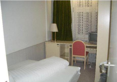 Hotel Stadt Altona Hamburg Exterior photo